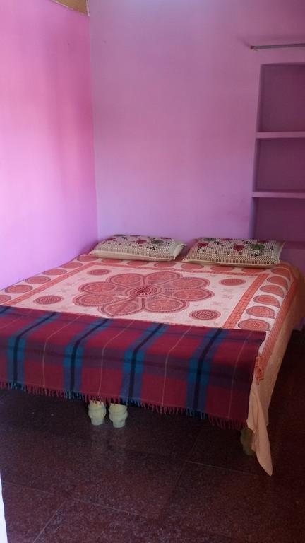 هامبي Shambhu Guest House المظهر الخارجي الصورة