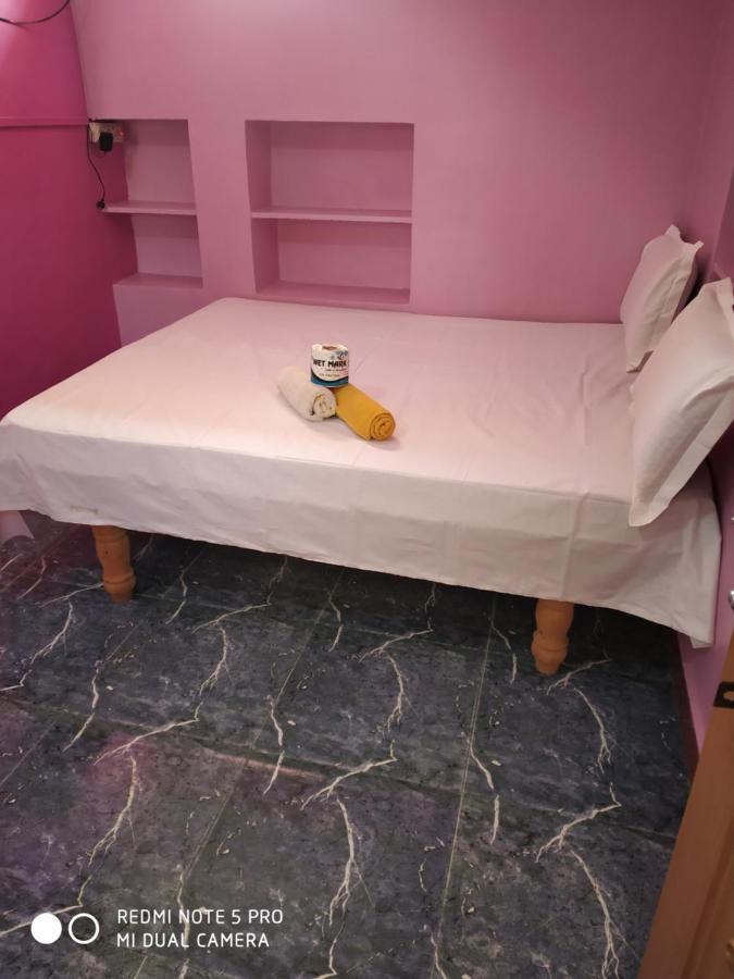 هامبي Shambhu Guest House المظهر الخارجي الصورة